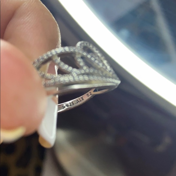 ❌SOLD❌Pandora New Beginning Butterfly Ring - Picture 2 of 2